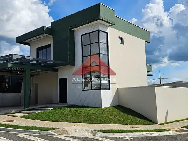 Casa com 271m² 3 quartos e 4 banheiros, à venda, no bairro Floresta em São José dos Campos