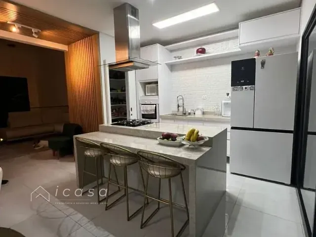 Casa com 311m² 4 quartos e 4 banheiros, à venda, no bairro Jacareí em Jacareí