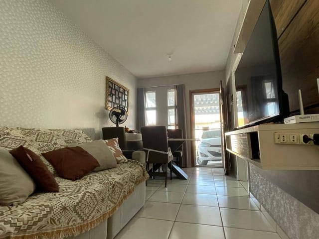 Foto do Casa - Casa à venda no Condomínio Vila Real com 2 dormitórios, 3 vagas de garagem e quintal. Quintais do Imperador, Sorocaba, SP | Plus Negócios Imobiliários