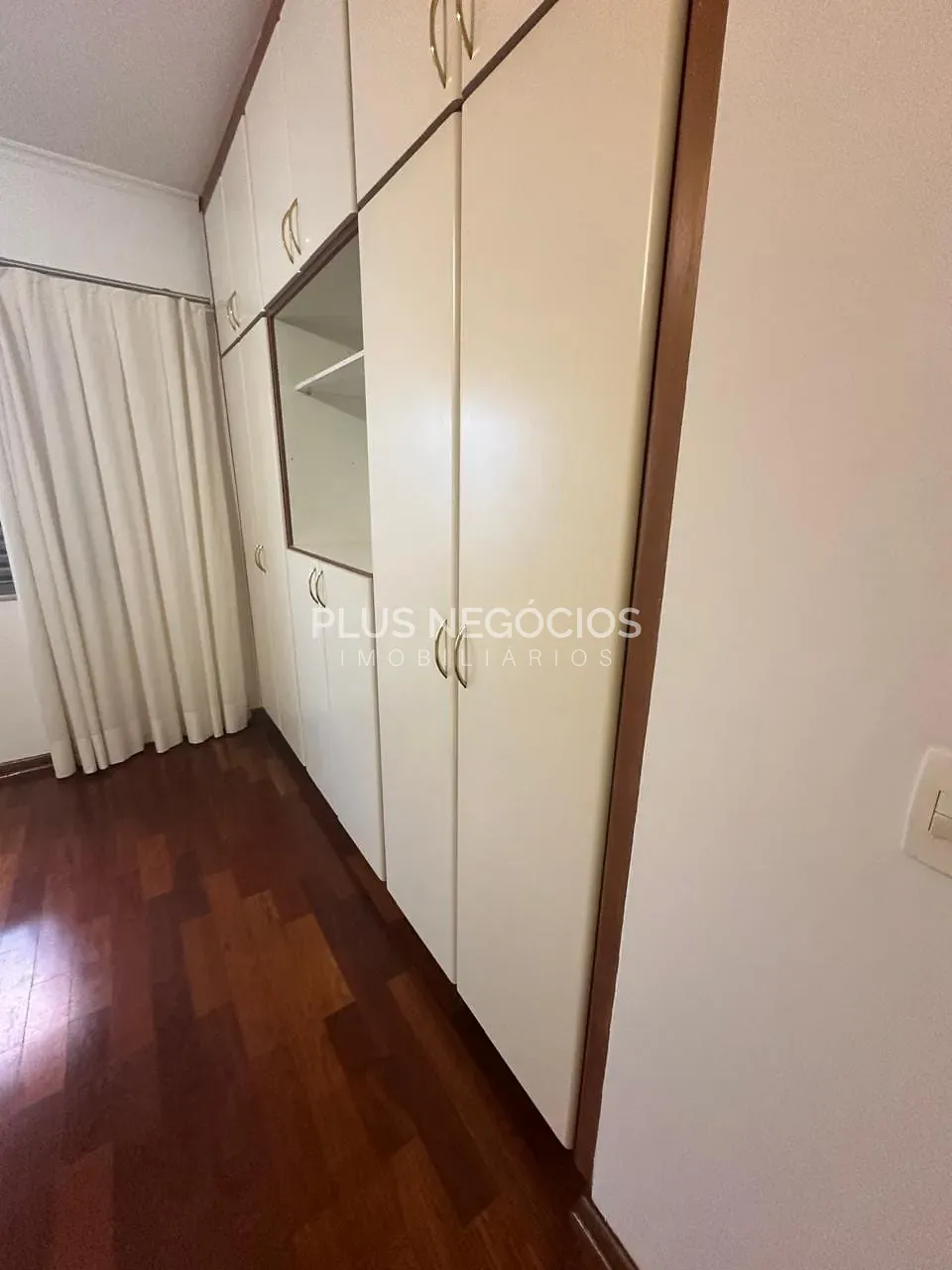 Casa, 3 quartos, 330 m² - Foto 9