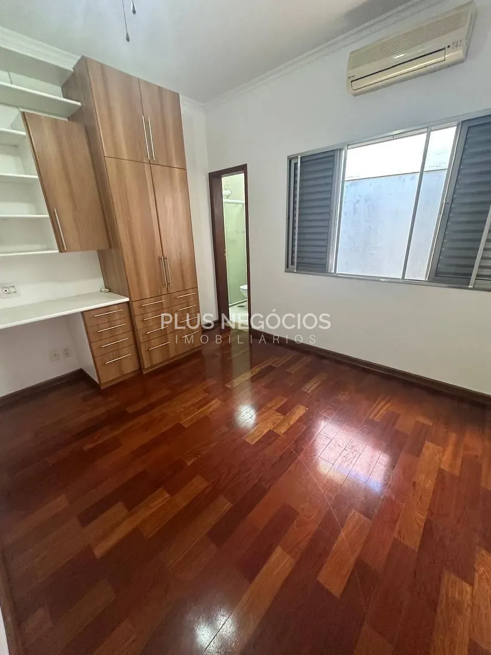 Casa, 3 quartos, 330 m² - Foto 13