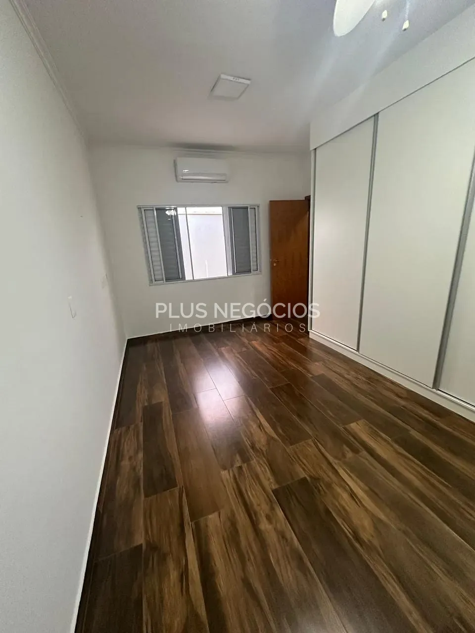 Casa, 3 quartos, 330 m² - Foto 11