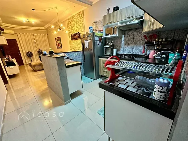 Casa com 140m² 3 quartos e 3 banheiros, à venda, no bairro Jardim Maria Cândida em Caçapava