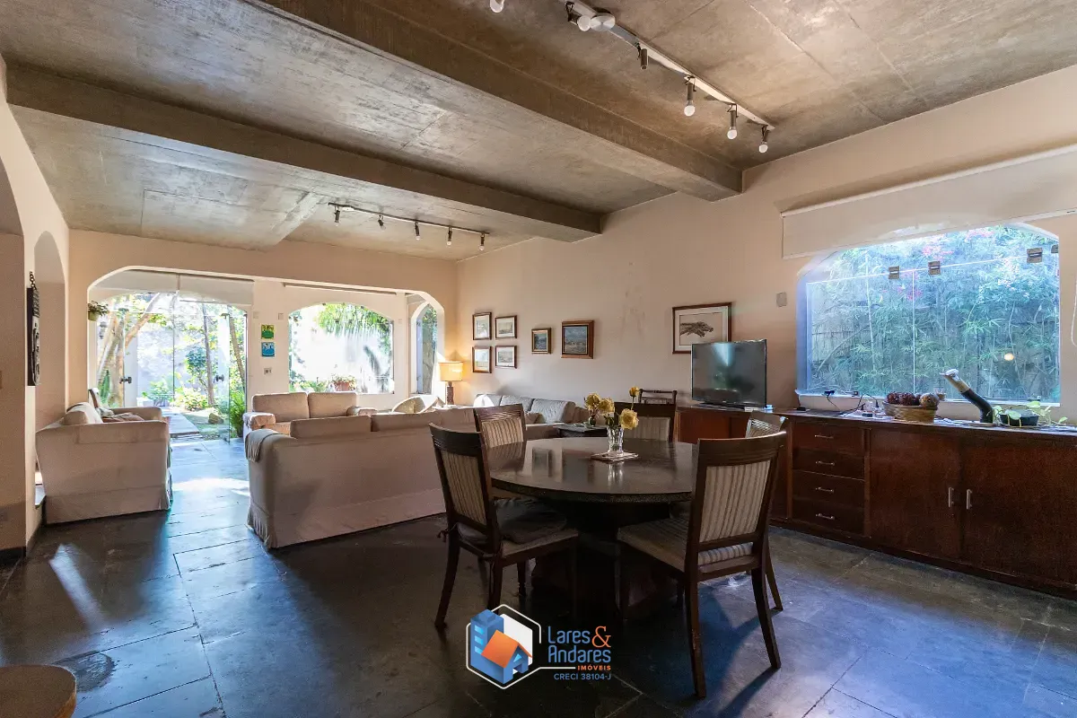 Casa, 4 quartos, 329 m² - Foto 2