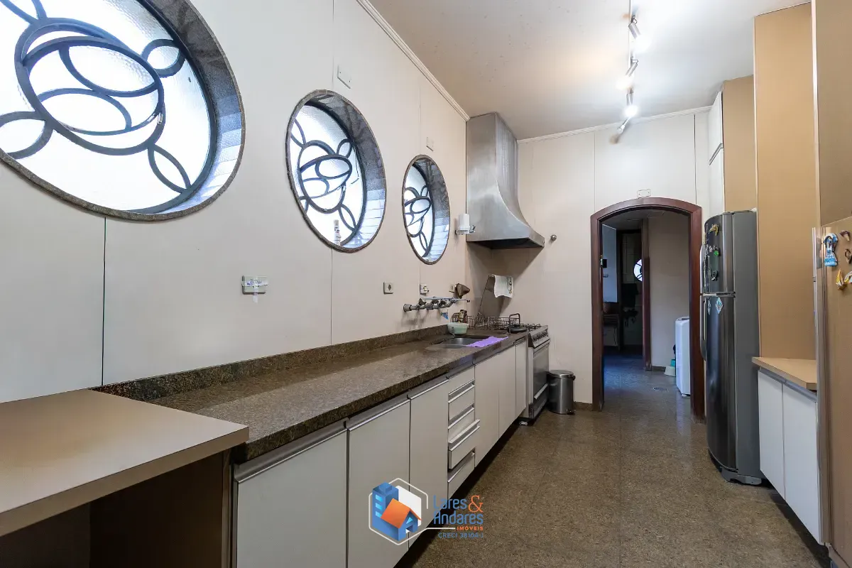 Casa, 4 quartos, 329 m² - Foto 8