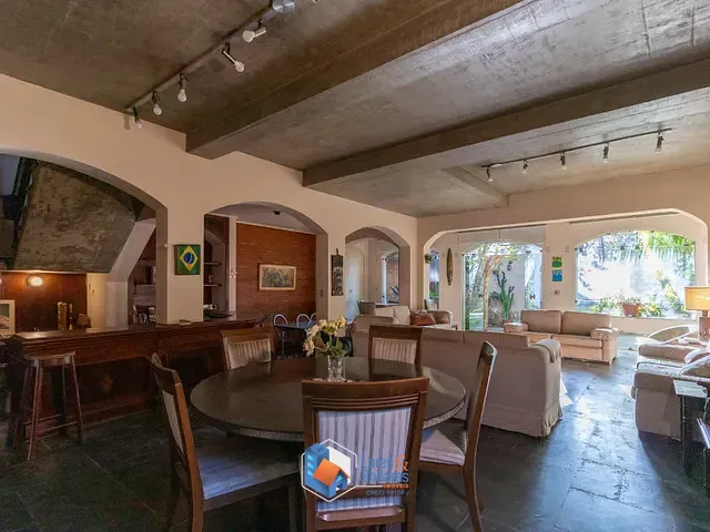 Casa com 500m² 4 quartos e 3 banheiros, à venda, no bairro Campo Belo em São Paulo