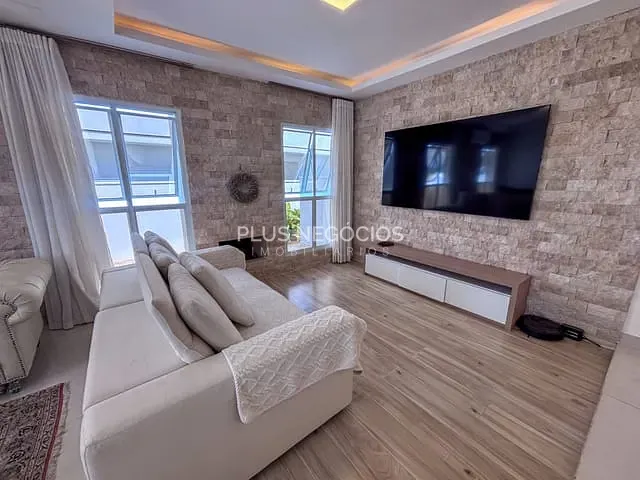 Casa com 1079m² 6 quartos e 6 banheiros, à venda, no bairro Parque Reserva Fazenda Imperial em Sorocaba