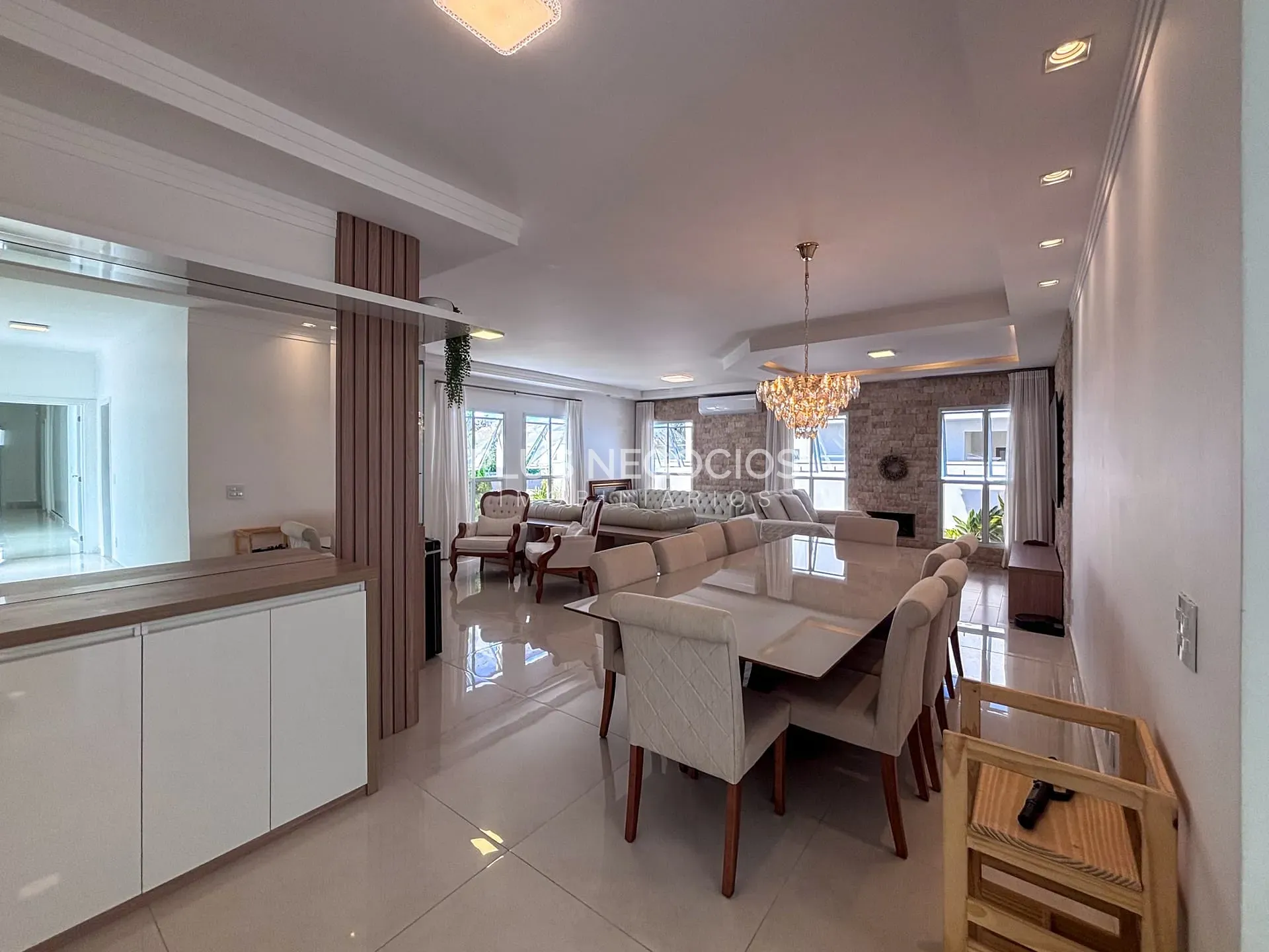 Casa, 6 quartos, 244 m² - Foto 6