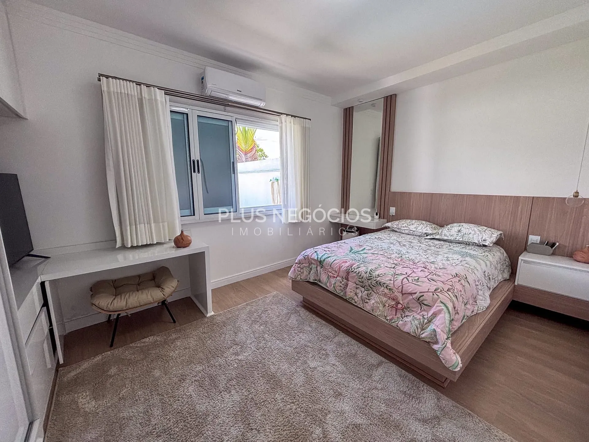 Casa, 6 quartos, 244 m² - Foto 19