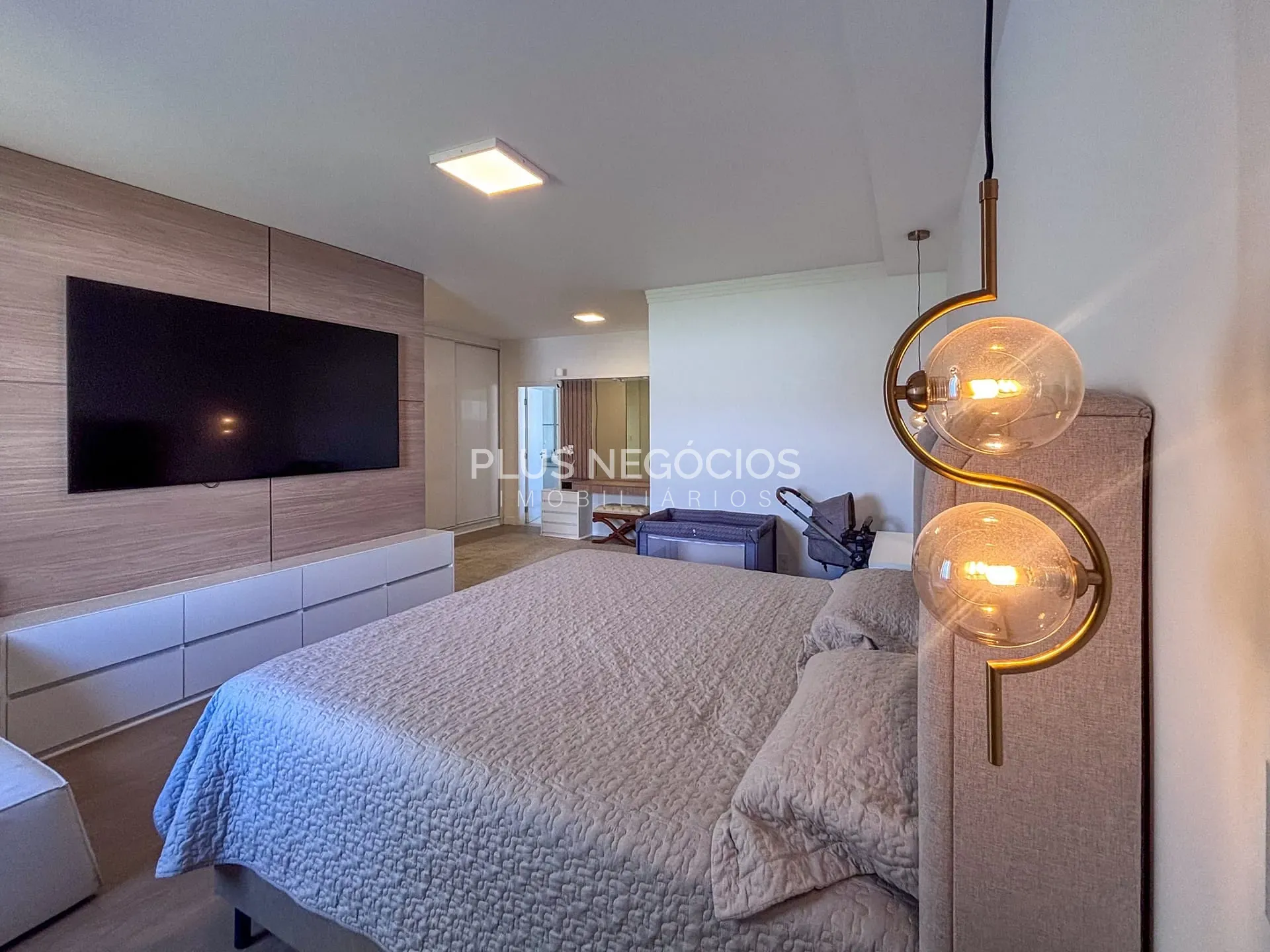 Casa, 6 quartos, 244 m² - Foto 33