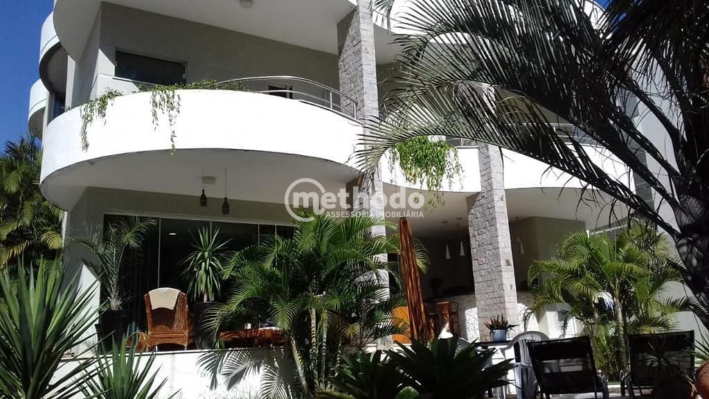 Casa, 4 quartos, 350 m² - Foto 1