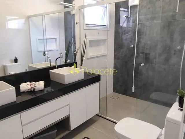 Casa com 384m² 3 quartos e 5 banheiros, à venda, no bairro Praia da Mococa em Caraguatatuba