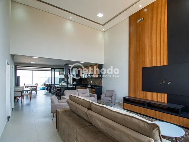 Casa com 698m² 4 quartos e 6 banheiros, à venda, no bairro Swiss Park em Campinas