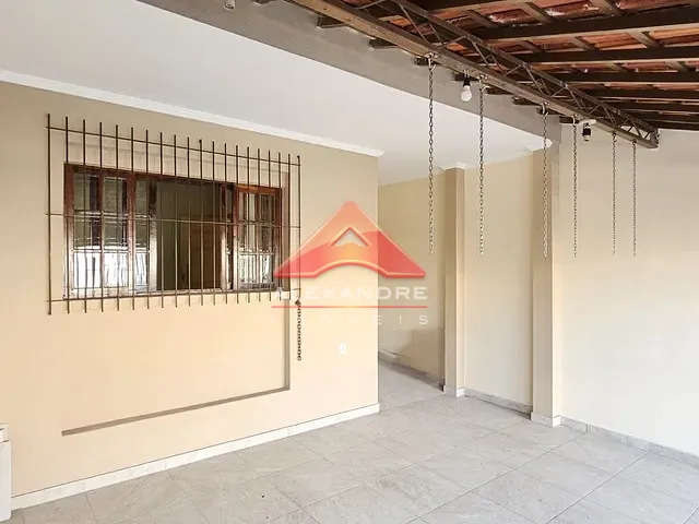 Casa com 150m² 4 quartos e 3 banheiros, à venda, no bairro Jardim Ismênia em São José dos Campos