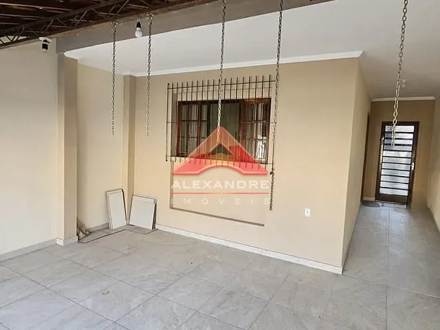 Casa com 150m² 4 quartos e 3 banheiros, à venda, no bairro Jardim Ismênia em São José dos Campos
