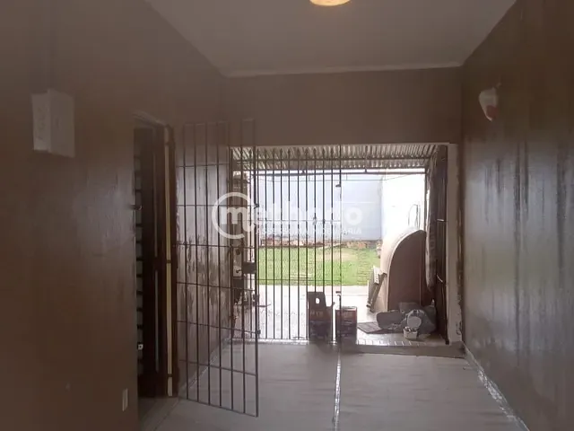 Casa com 300m² 3 quartos e 2 banheiros, à venda, no bairro Jardim Proença em Campinas