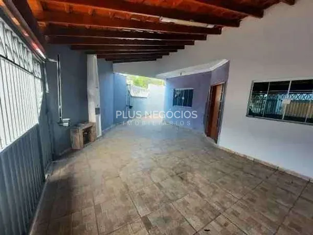 Casa com 213m² 2 quartos e 3 banheiros, à venda, no bairro Jardim das Azaléias em Sorocaba