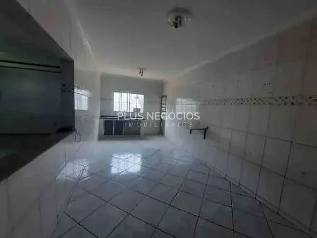 Casa com 213m² 2 quartos e 3 banheiros, à venda, no bairro Jardim das Azaléias em Sorocaba