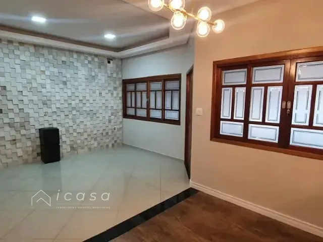 Casa com 188m² 5 quartos e 3 banheiros, à venda, no bairro Parque Residencial Alvorada em Caçapava