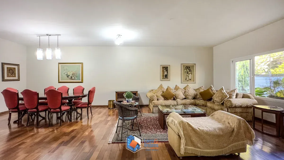 Casa, 3 quartos, 257 m² - Foto 1