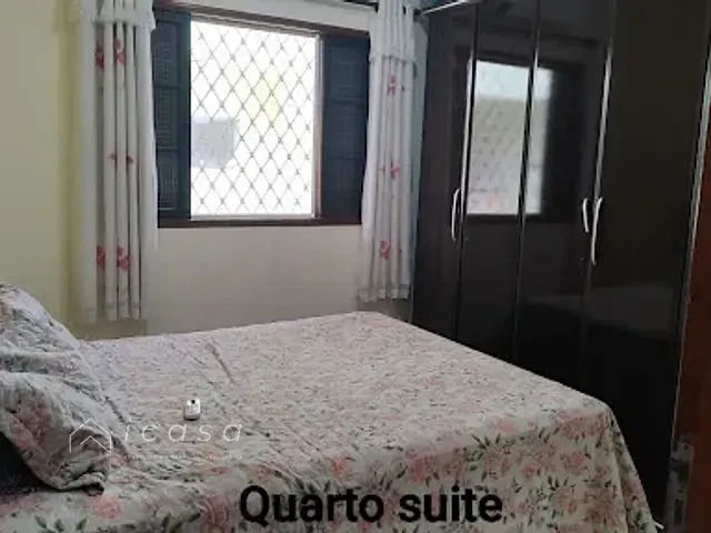 Casa com 300m² 3 quartos e 2 banheiros, à venda, no bairro Jardim Paraíso em São José dos Campos