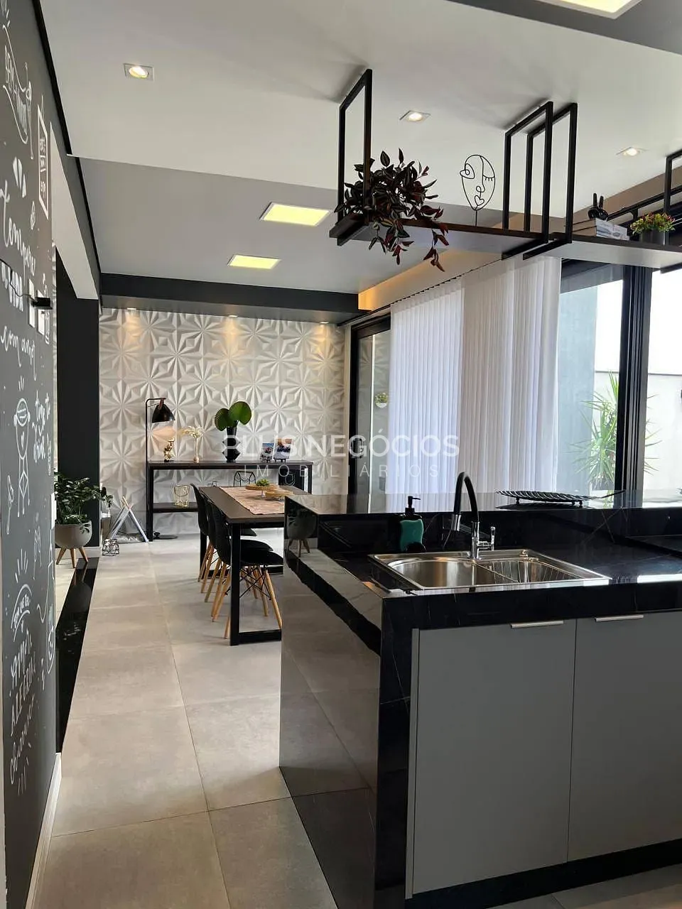 Casa, 3 quartos, 235 m² - Foto 4