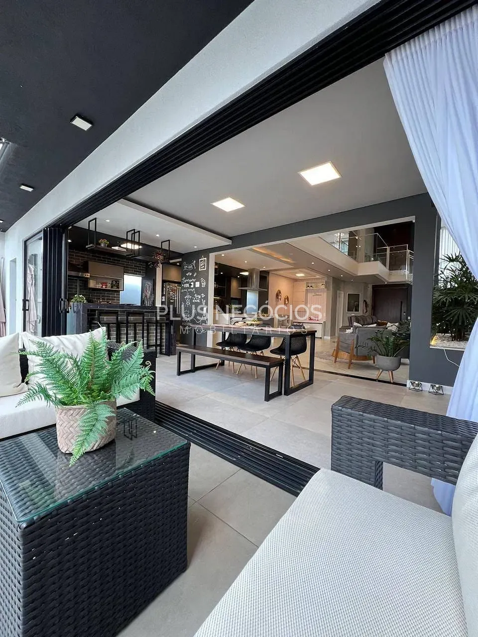 Casa, 3 quartos, 235 m² - Foto 6