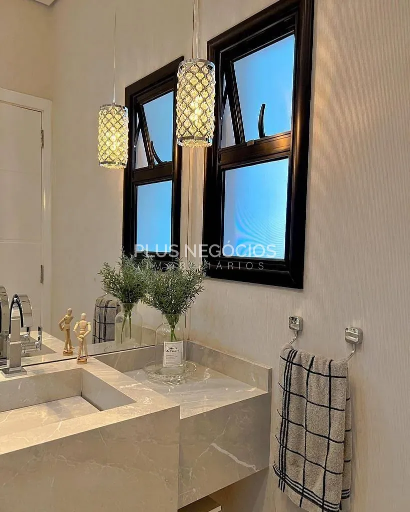 Casa, 3 quartos, 235 m² - Foto 30