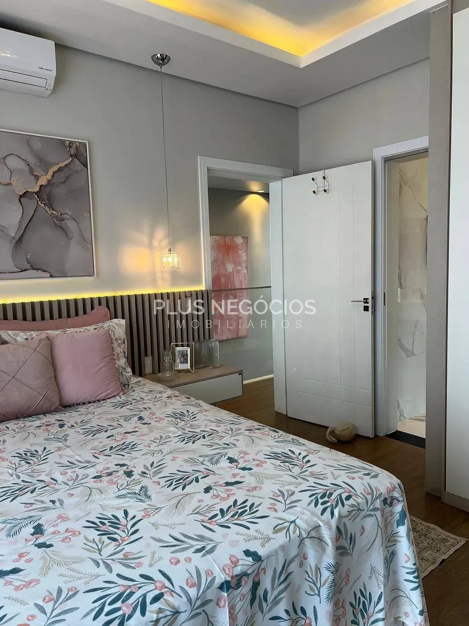 Casa, 3 quartos, 235 m² - Foto 33