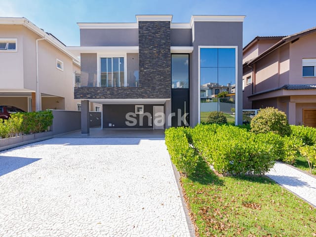 Casa com 420m² 4 quartos e 6 banheiros, à venda, no bairro Tamboré em Santana de Parnaíba