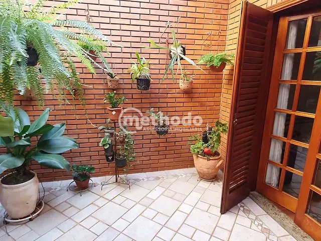 Casa com 280m² 3 quartos e 3 banheiros, à venda, no bairro Parque Jambeiro em Campinas