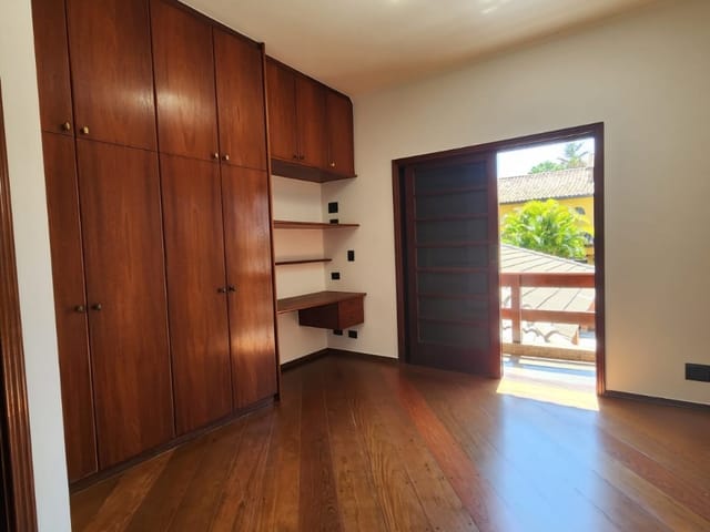Casa com 1309m² 4 quartos e 6 banheiros, para alugar, no bairro Alphaville Residencial Dois em Barueri