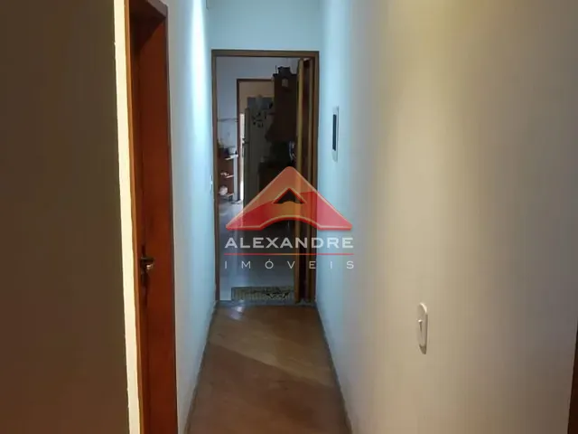 Casa com 136m² 3 quartos e 2 banheiros, à venda, no bairro Loteamento Residencial Vista Linda em São José dos Campos