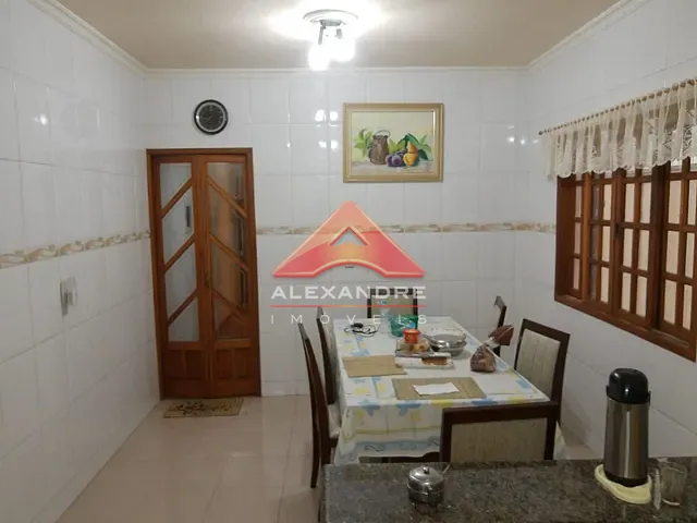 Casa com 136m² 3 quartos e 2 banheiros, à venda, no bairro Loteamento Residencial Vista Linda em São José dos Campos