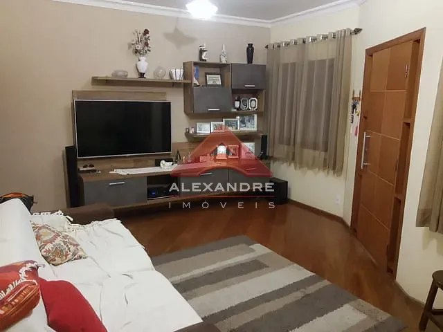 Casa com 136m² 3 quartos e 2 banheiros, à venda, no bairro Loteamento Residencial Vista Linda em São José dos Campos