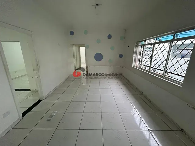 Casa com 160m² 3 quartos e 1 banheiro, para alugar, no bairro Santa Paula em São Caetano do Sul