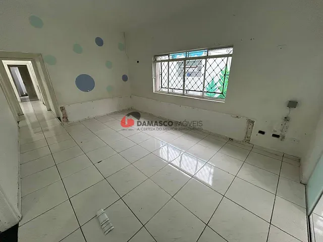 Casa com 160m² 3 quartos e 1 banheiro, para alugar, no bairro Santa Paula em São Caetano do Sul