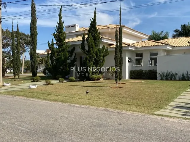 Casa com 1360m² 3 quartos e 5 banheiros, à venda, no bairro lago azul em Araçoiaba da Serra