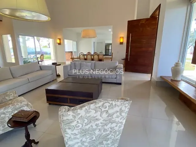 Casa com 1360m² 3 quartos e 5 banheiros, à venda, no bairro lago azul em Araçoiaba da Serra