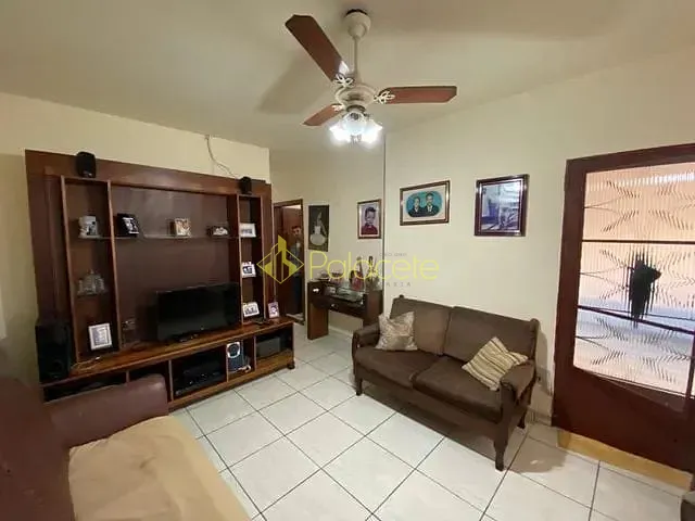 Casa com 300m² 4 quartos e 3 banheiros, à venda, no bairro Monção em Taubaté