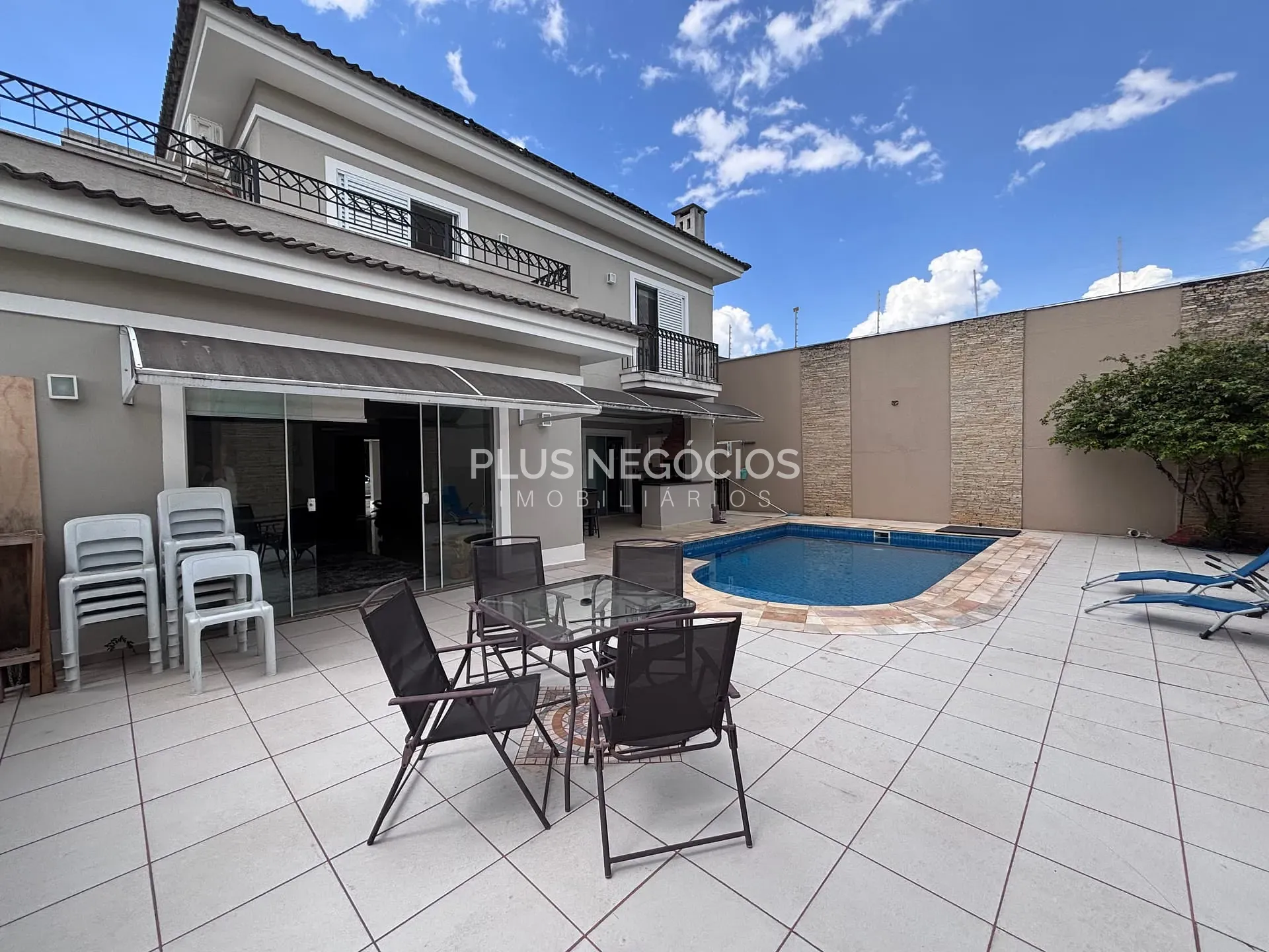 Casa, 4 quartos, 239 m² - Foto 8