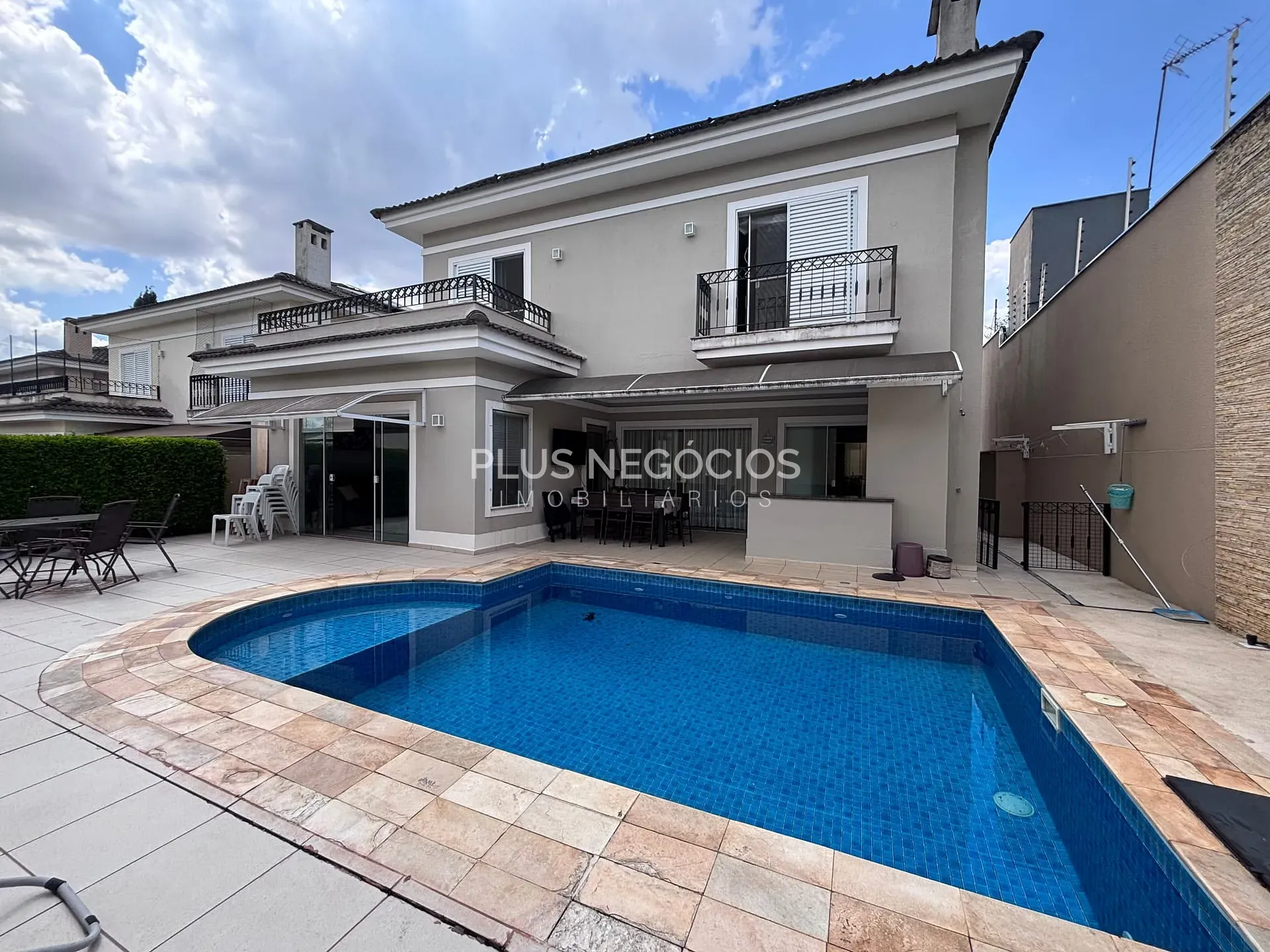 Casa, 4 quartos, 239 m² - Foto 9