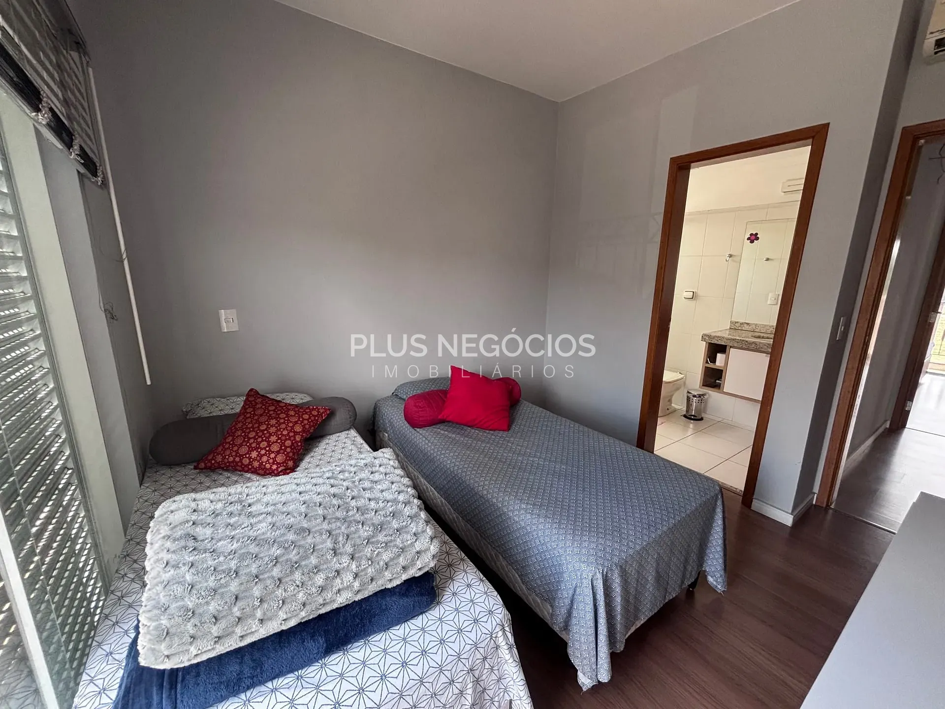 Casa, 4 quartos, 239 m² - Foto 22