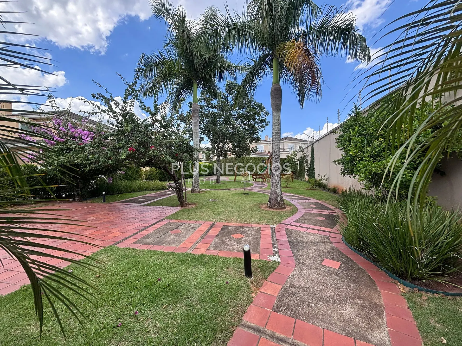 Casa, 4 quartos, 239 m² - Foto 44