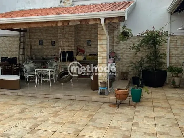 Casa com 500m² 3 quartos e 4 banheiros, à venda, no bairro Jardim Guanabara em Campinas