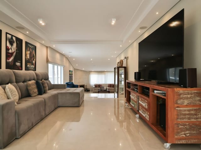 Casa com 405m² 4 quartos e 5 banheiros, à venda, no bairro Alphaville em Santana de Parnaíba