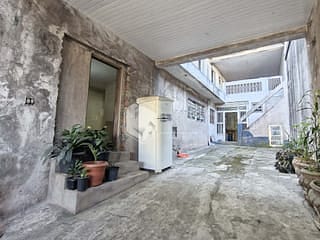 Foto do Casa-Casa tipo para venda em Jardim Sandra com 4 quartos, 215m²