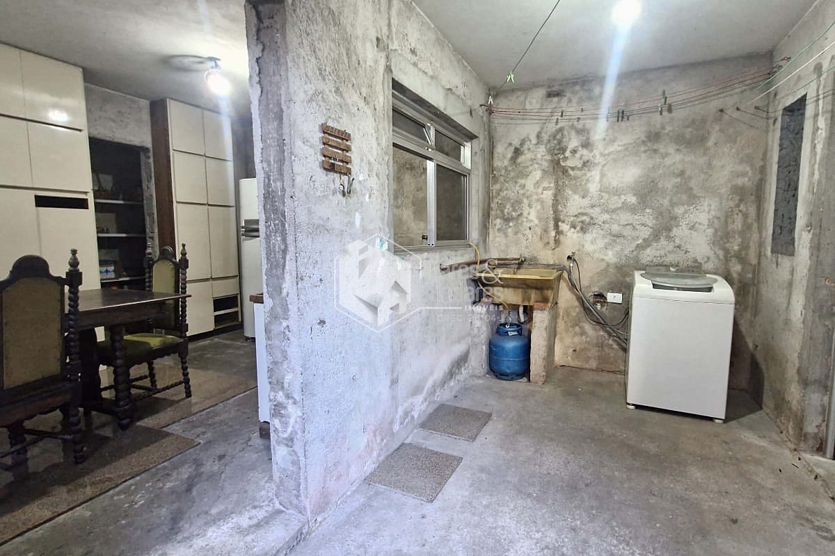 Casa, 4 quartos, 215 m² - Foto 36