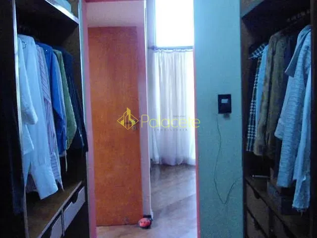 Casa com 280m², à venda, no bairro Jardim Avelino em São Paulo