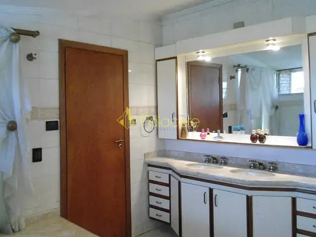 Casa com 280m², à venda, no bairro Jardim Avelino em São Paulo